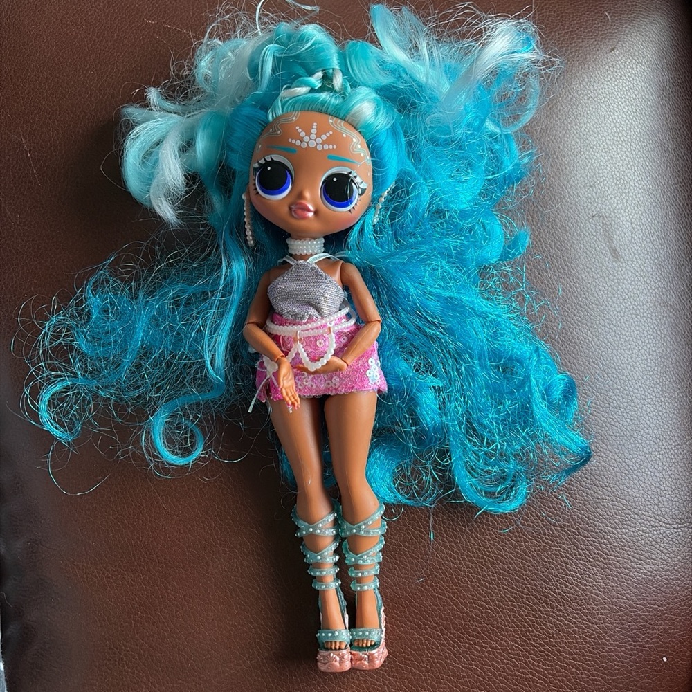 L.O.L. Surprise! O.M.G. Queens Splash Beauty Fashion Doll MGA New Collectible